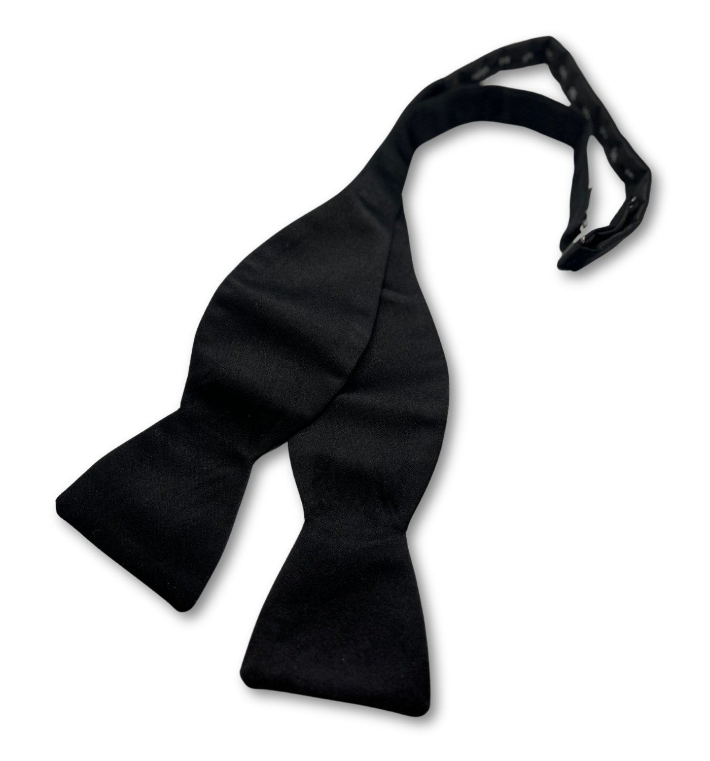 SILK BOWTIE