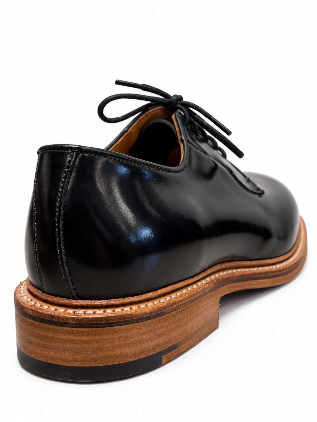 WHOLECUT DERBY